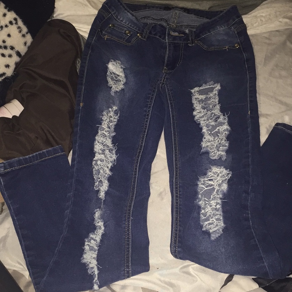 Dark blue ripped Jeans